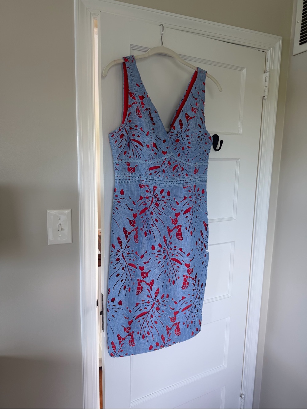 Maeve baby blue and coral V-Neck Sleeveless Sheath Dress